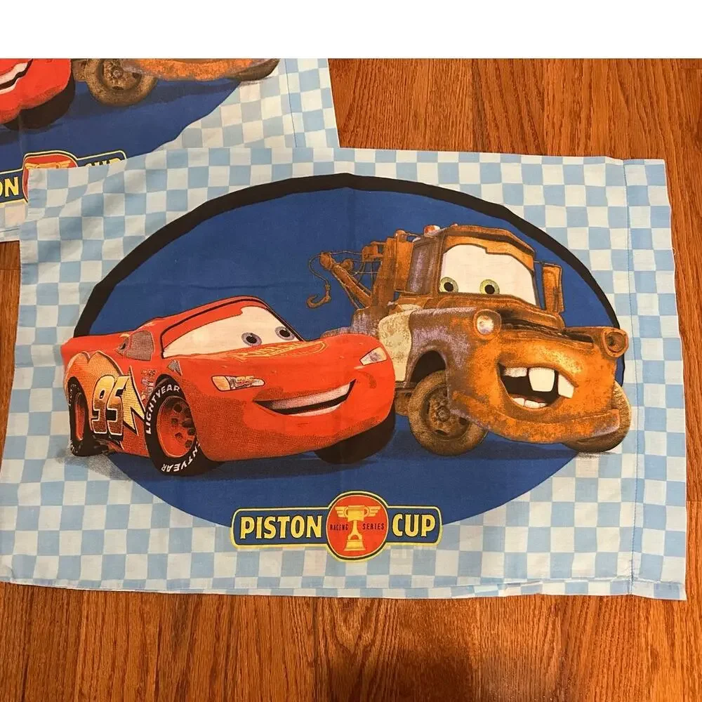 2 Disney Pixar Cars pillowcases Lighting McQueen and Tow Mater